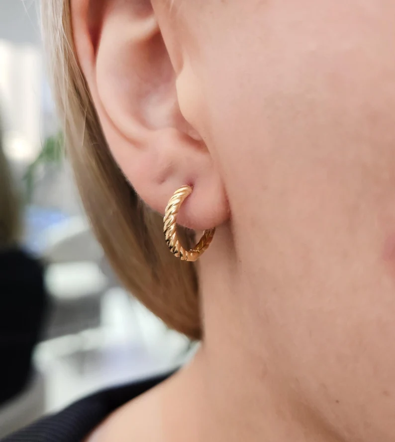 Stylish Appearance Earring