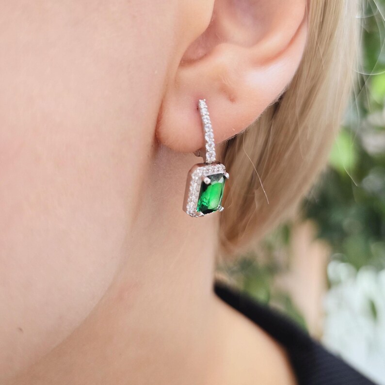 Emerald Green Drop Earring - Görsel 3
